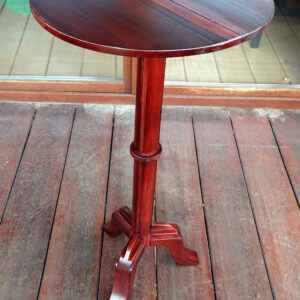 Eclipse Table 2.0 by Losander