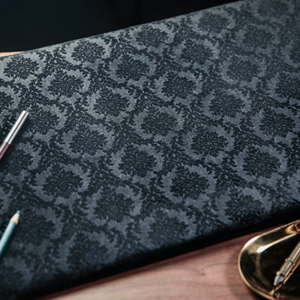 Luxury pad black